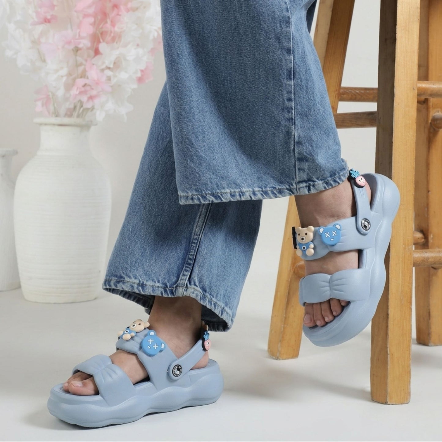 AMK-487 Sky Womens Clogs & Sliders