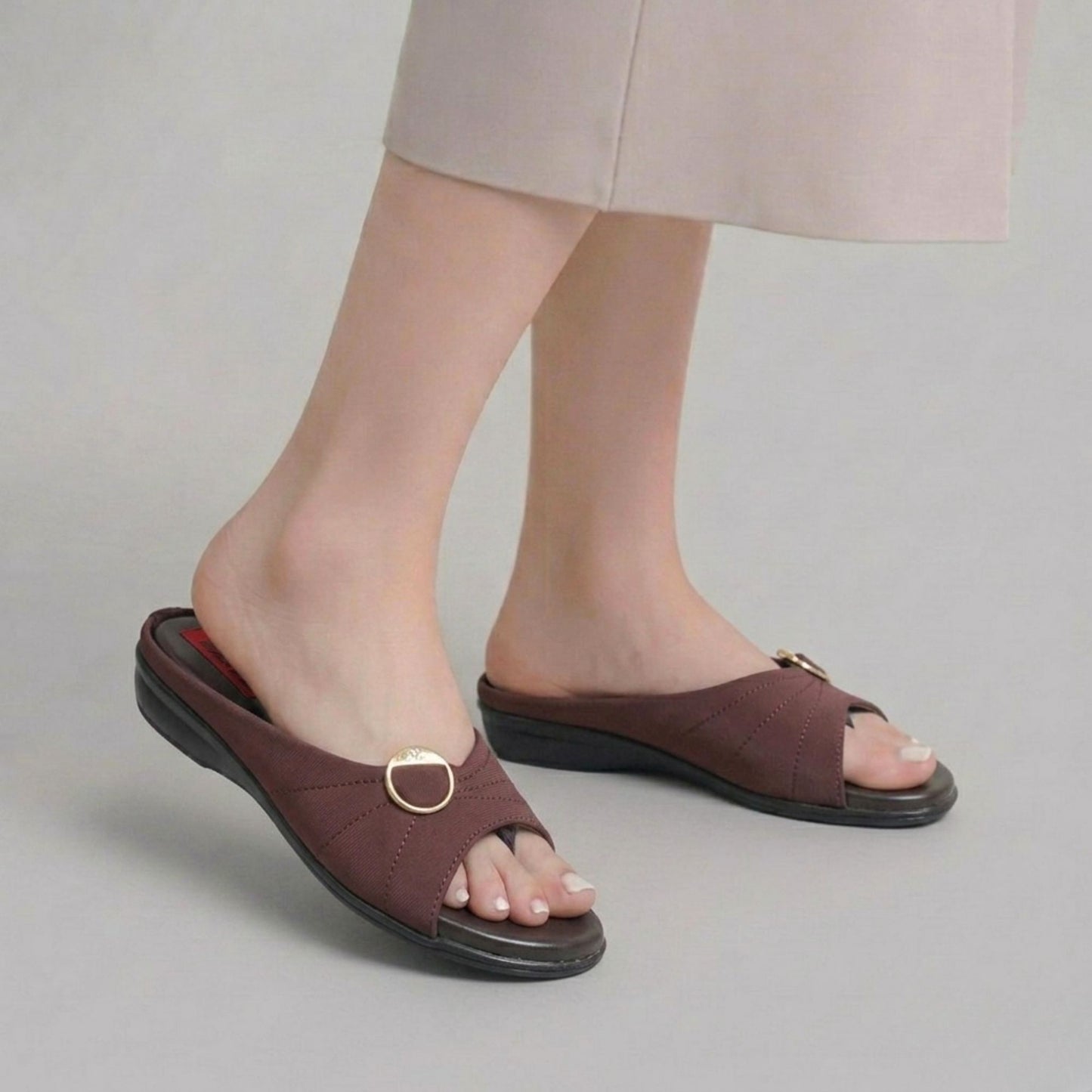 VA-108 Brown Womens Flats