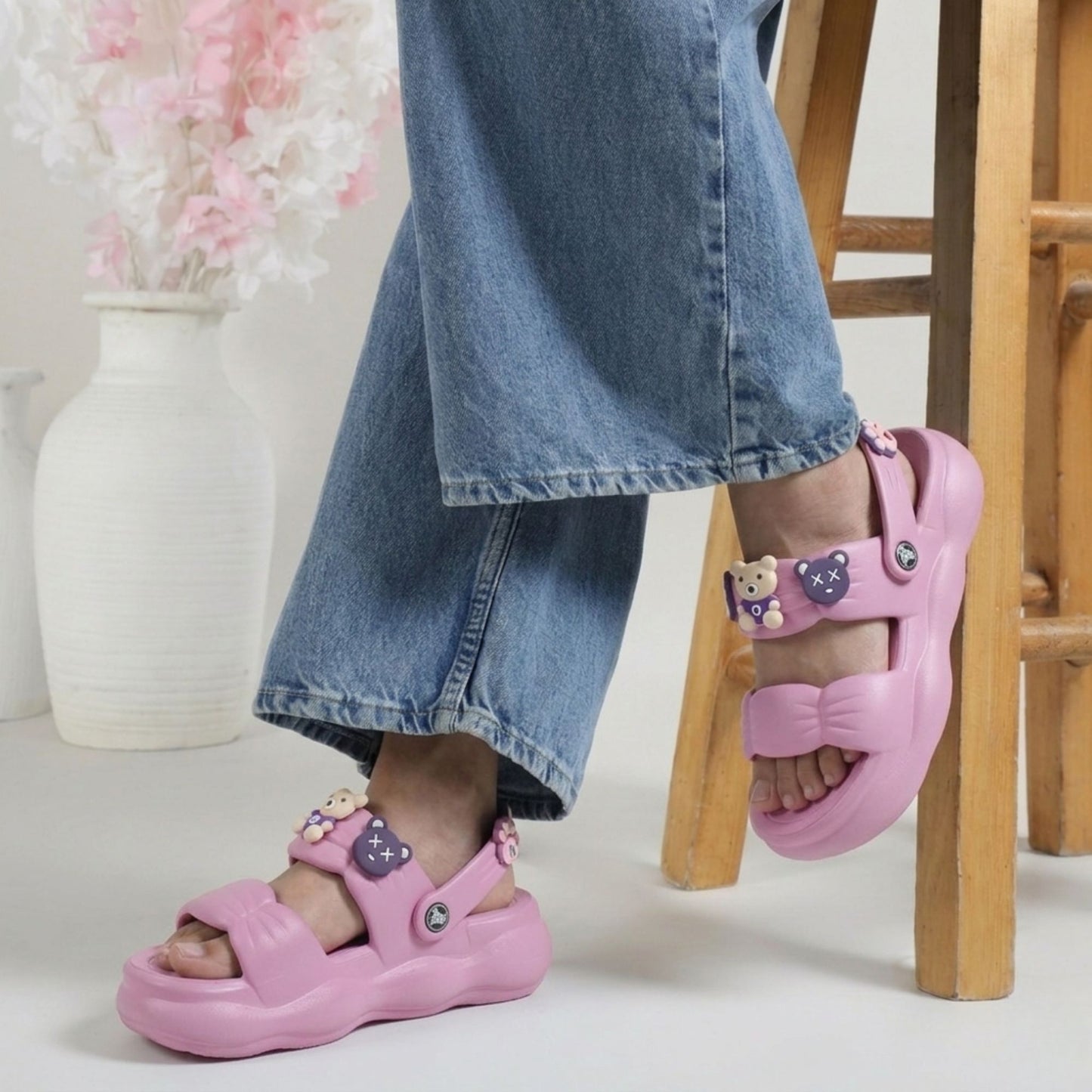 AMK-487 Pink Womens Clogs & Sliders