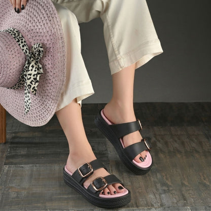 TR-102 Black Womens Clogs & Sliders