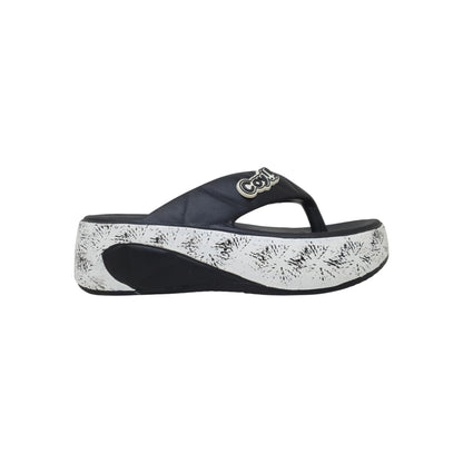 TR-101 Black Womens Clogs & Sliders